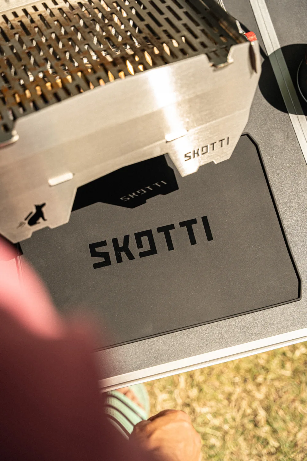 SKOTTI Matt