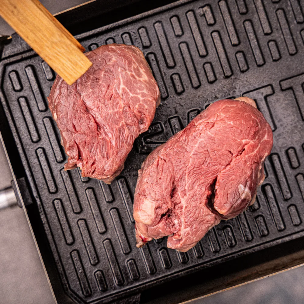 _DSC1008 SKOTTI Kast | Plancha de hierro fundido reversible