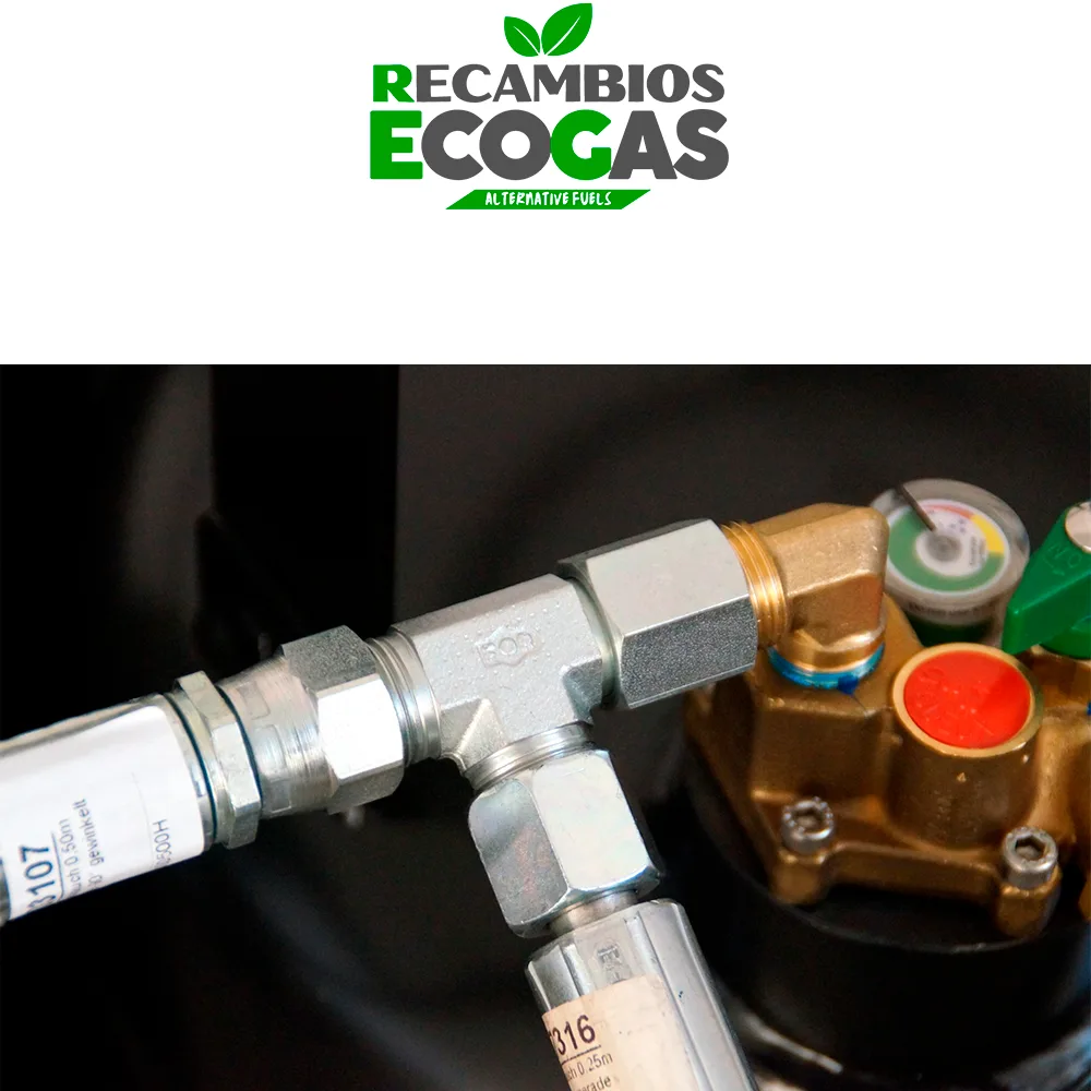 Kit-de-conexion-para-2-cilindros-manguera-de-llenado-05-m-recta-90°-pieza-en-T-1-png.webp Kit de conexión para 2 cilindros (manguera de llenado 0,5 m recta - 90° + pieza en T)